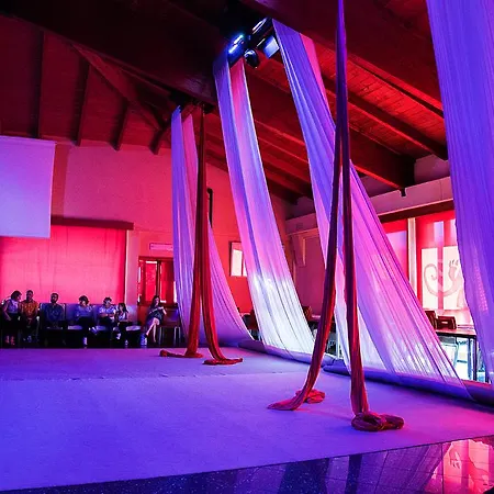 호텔 Sa Rocca Sport E