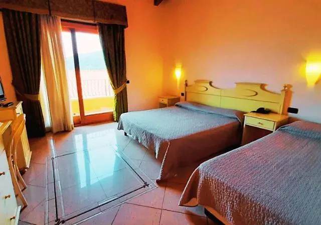 Sa Rocca Sport E 酒店 2*