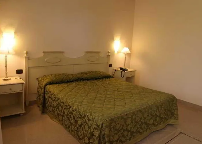 Sa Rocca Sport E 酒店 2*